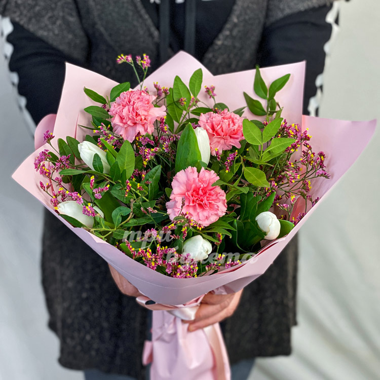 Букет «Розовый шелк» (крупный план)